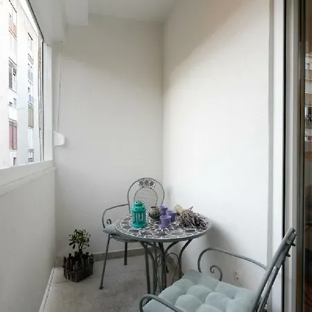 Donatus - Modern Near The Bridge/centre דירה