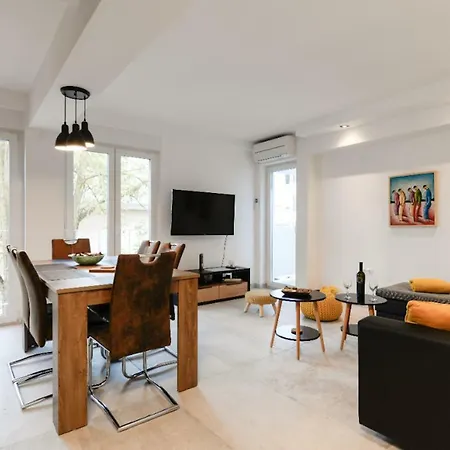 Donatus - Modern Near The Bridge/centre Apartamento